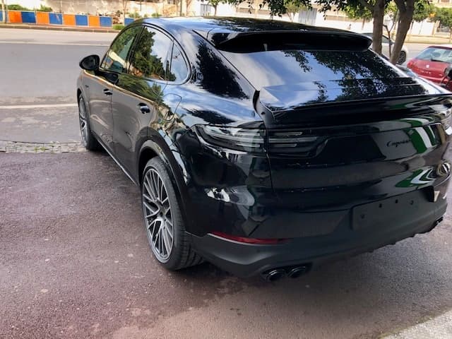 Porsche Cayenne Hybride 2021