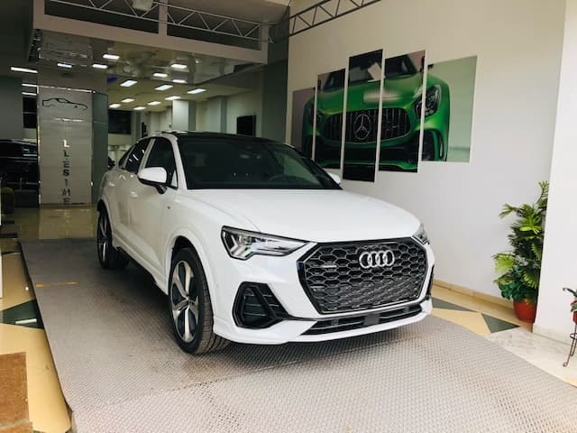 Audi Q3 2021
