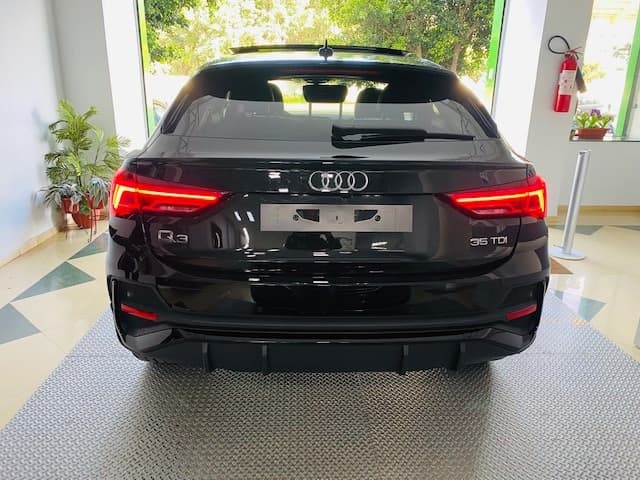 Audi Q3 2021