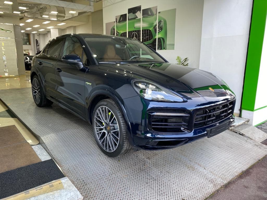 Porsche Cayenne 2022