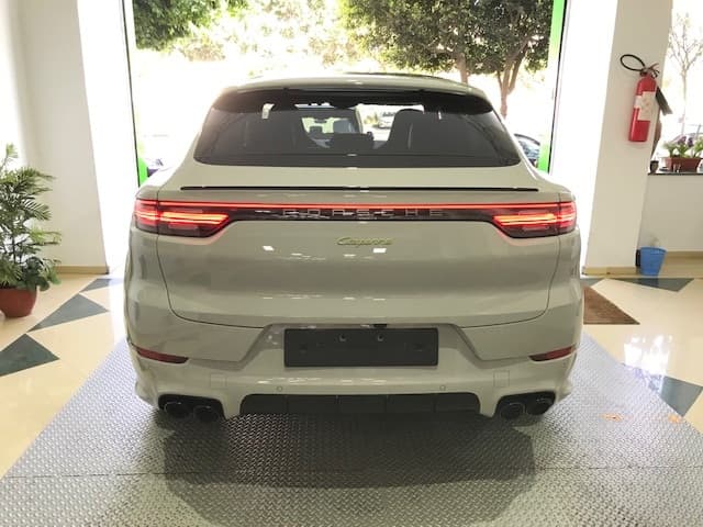 Porsche Cayenne 2022