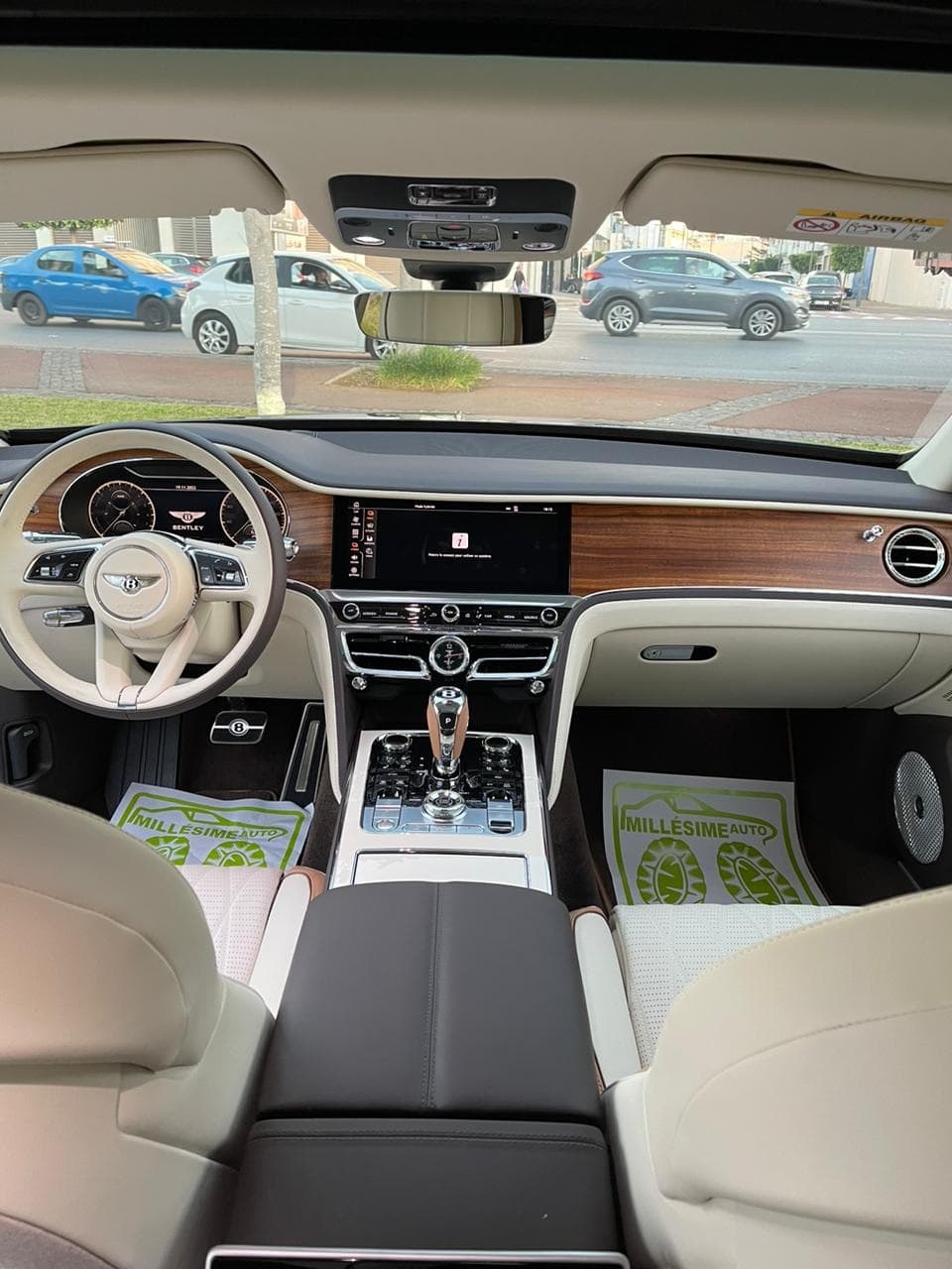 Bentley FLYING SPUR 2022