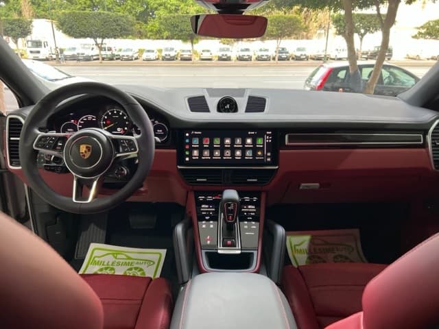 Porsche Cayenne 2023