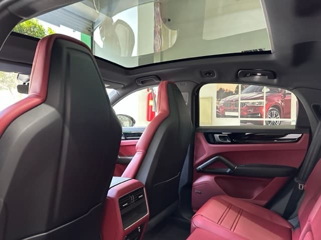 Porsche Cayenne 2023