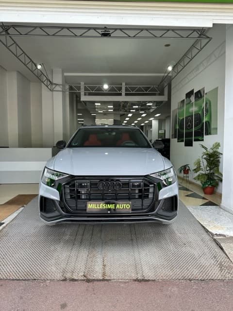 Audi Q8 S line 2023
