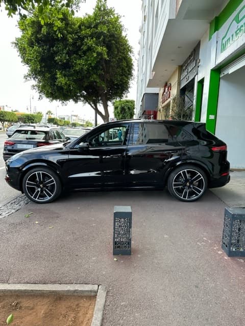 Porsche Cayenne Hybride 2023