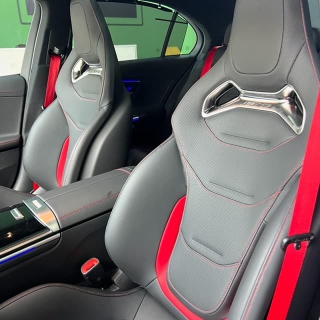 Mercedes-benz C63 2024