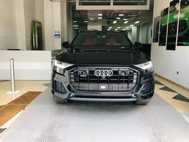 Audi Q8 S line 2021