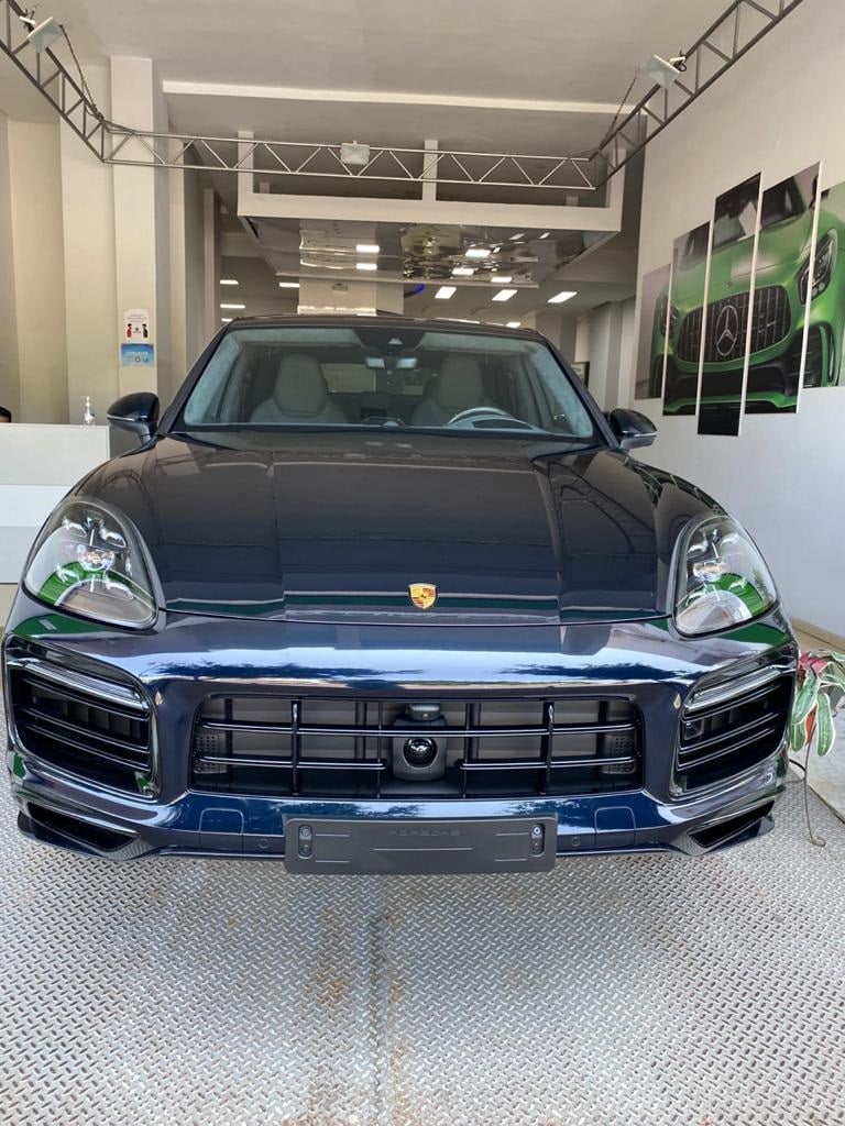Porsche Cayenne 2021